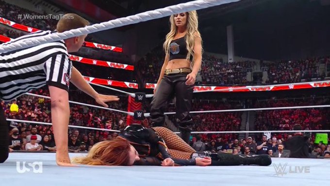 Trish Stratus returns, Lita & Becky Lynch capture WWE Women's Tag Titles on  Raw