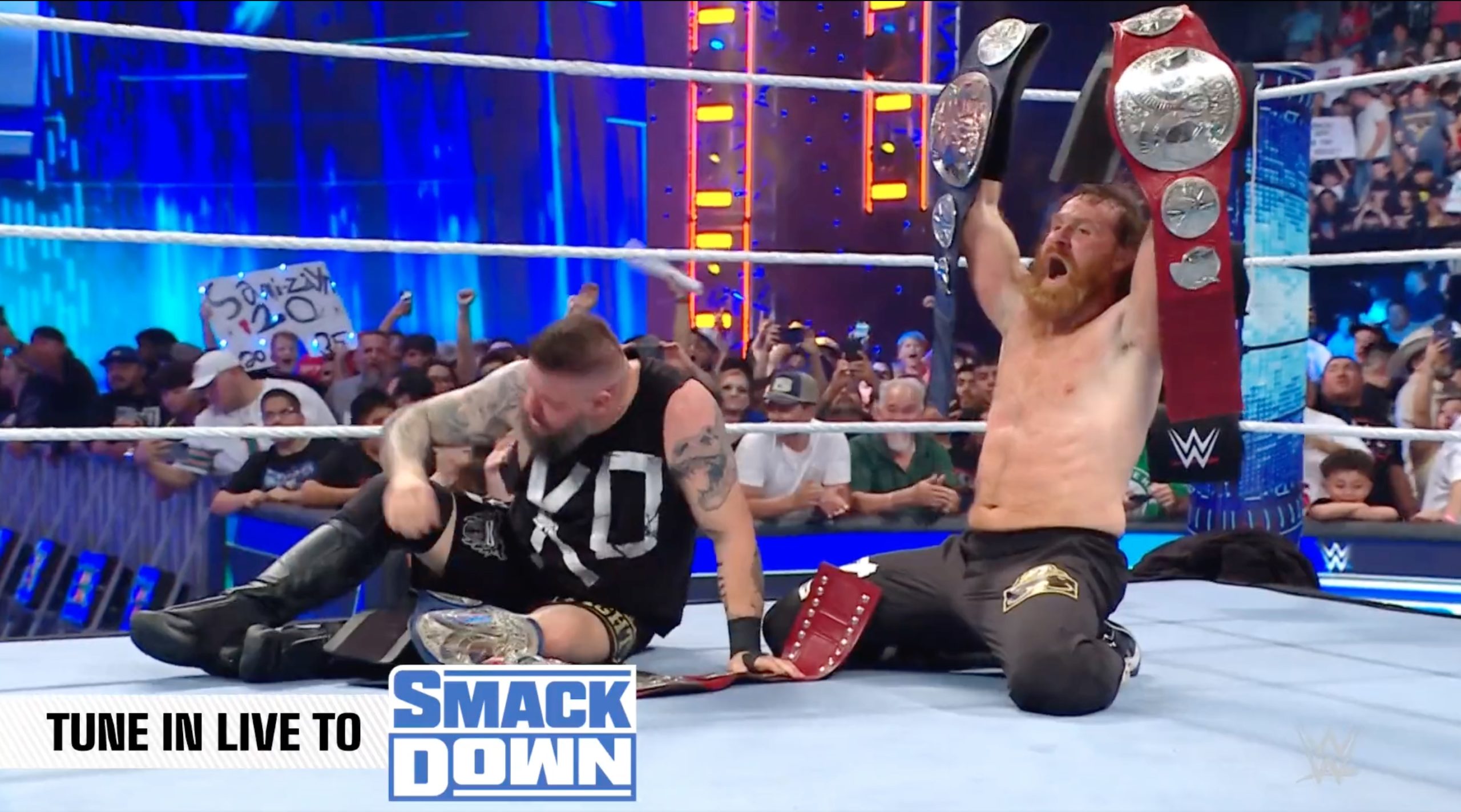 WWE SmackDown results, recap, grades: Bad Bunny, LWO stand tall in